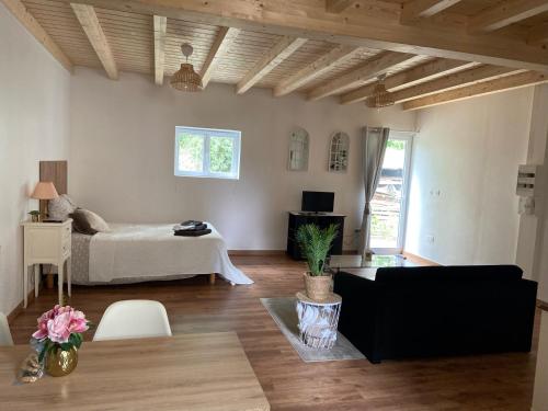 Appartement Le Chêne: Petit Chalet cosy proche de Mulhouse 33 Rue de la Hardt Riedisheim