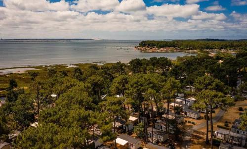 Camping Le Chevreuil Vert 1 Avenue Léon Lesca Claouey