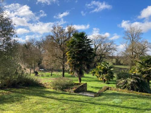 B&B / Chambre d'hôtes Le Clos Boissière Lieu-dit Laura Cassaigne