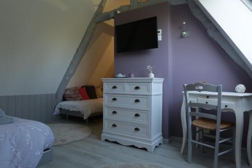 B&B / Chambre d'hôtes Le Clos d'Esquay, Côté Aure 18, Route de Bayeux Esquay-sur-Seulles