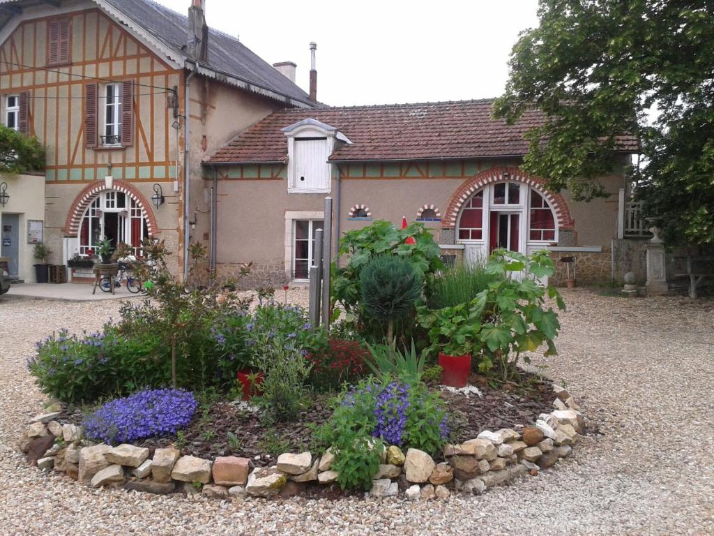 Maison d'hôtes Le Clos de la Fontaine 52 rue Pasteur, 18120 Massay