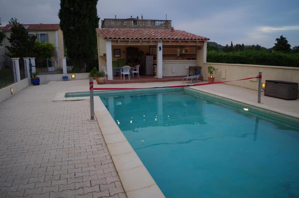 Maison de vacances le clos des sources passage saint leger 301, 13250 Saint-Chamas