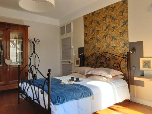 B&B / Chambre d'hôtes Le Clos des Treilles 21 Grande Rue Nuaillé-dʼAunis