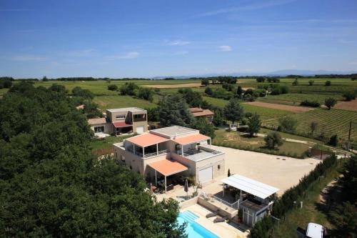 Le Clos du Grand Chêne - gîtes 4 étoiles - Saint-Marcel-dʼArdèche france