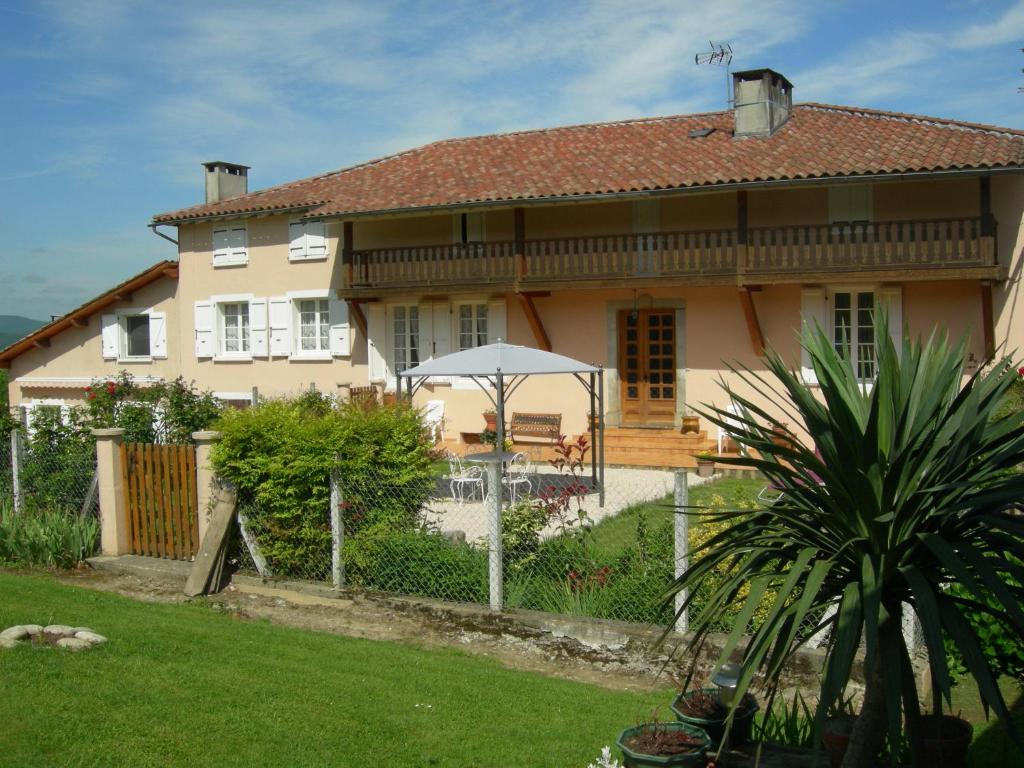 Maison de vacances Le Clos Fleuri Hameau de Sucre, 09160 Caumont