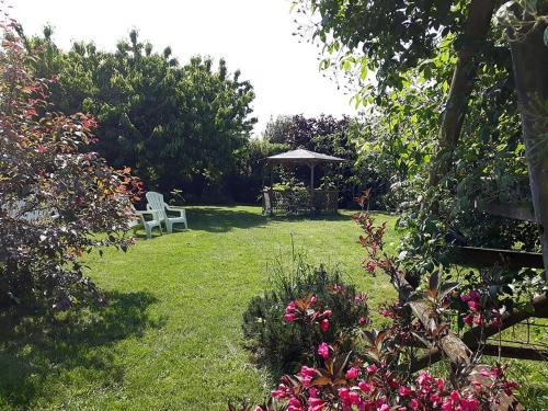 B&B / Chambre d'hôtes Le Clos Joséphine 9 Rue Montagne Saint-Dyé-sur-Loire