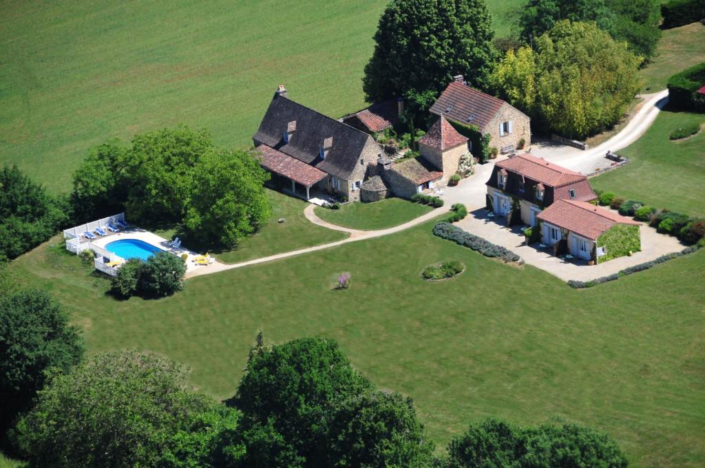 Maison d'hôtes Le Clos-Lascazes maison d'Hôtes Paleyrac, 24480 Le Buisson de Cadouin