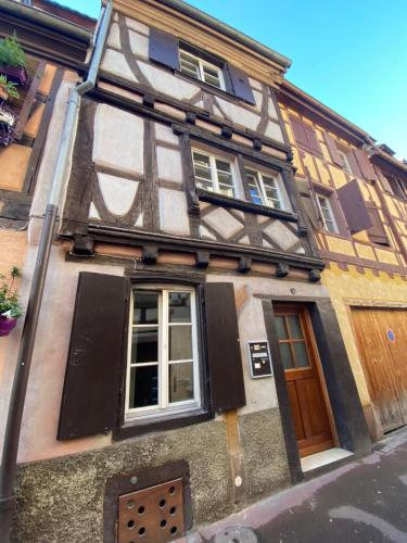 Le Colmarien hypercentre-garage-terrasse Colmar france