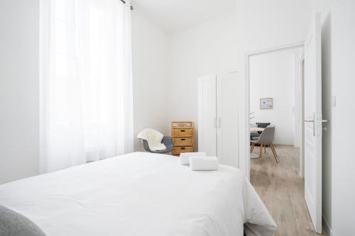 Appartement Le Concorde 2 Calanques Vélodrome - MaisonMars 3 Rue Emile Zola Marseille