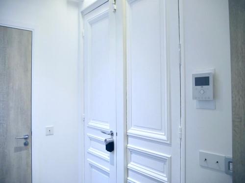 Appartement Le Convivium 3 Rue Robert Estienne Paris