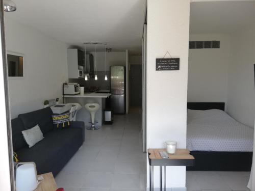 Le Corinthe studio apartment Antibes france