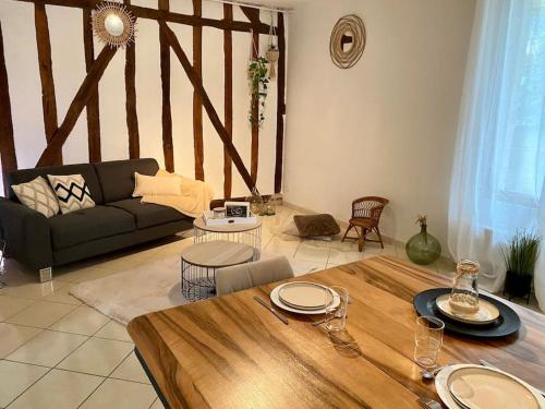 Le Cosy Troyen secteur calme 4 personnes parking privé Troyes france