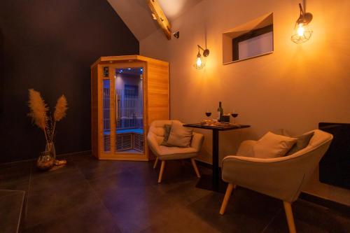 B&B / Chambre d'hôtes Le Cottage Spa privatif 6 Rue de l'Église Boeseghem