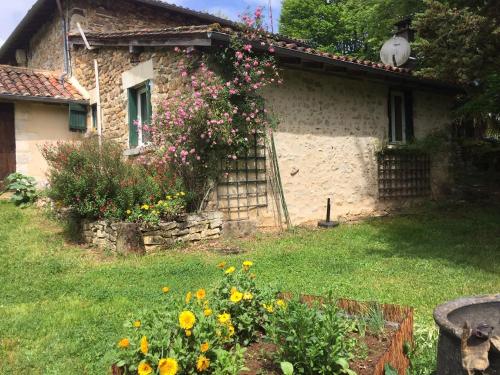 Maison de vacances Le Cuvier - Au coeur du Périgord Le Mas de la Roche Nontron