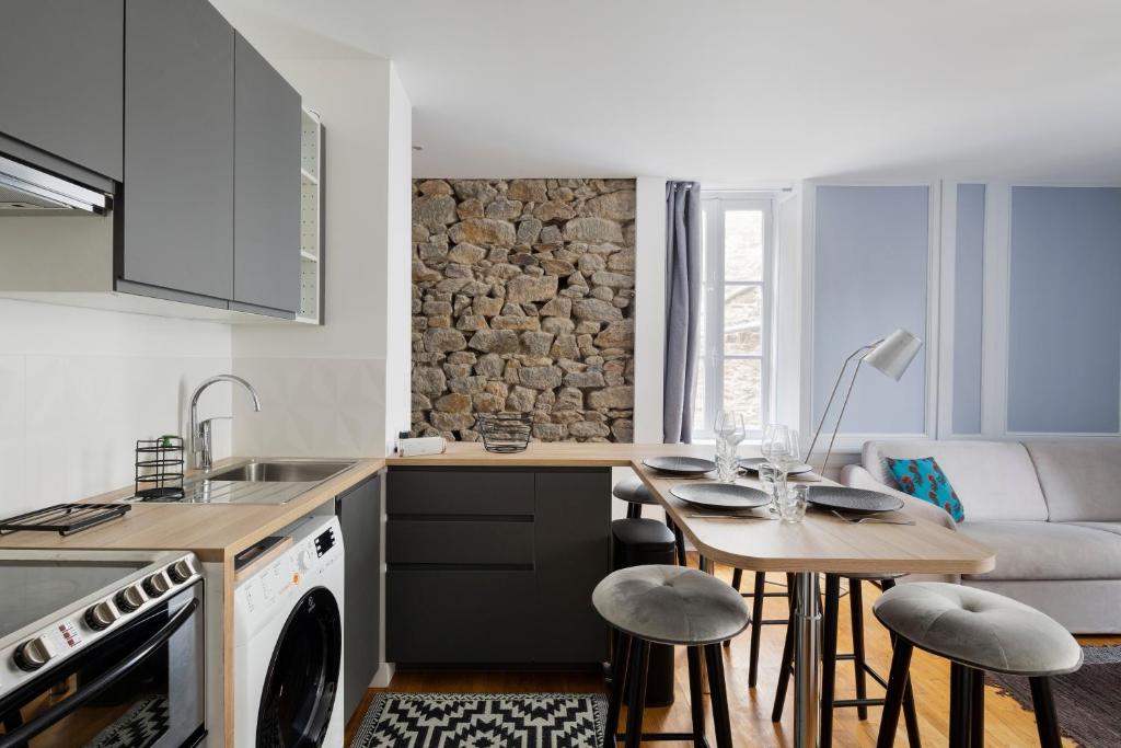 Appartement Le Dinanais - Cocon dans l'Intra Muros 17 rue de Dinan, 35400 Saint-Malo