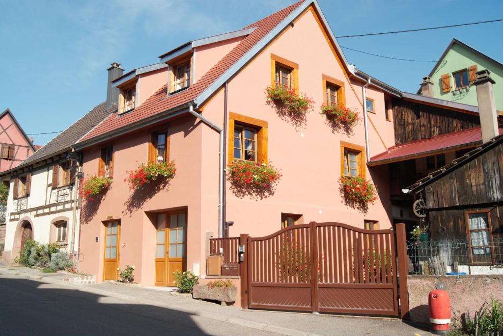 Maison de vacances Le Divin Gîte Classé 4 étoiles 4 Rue des Vosges, 68150 Hunawihr