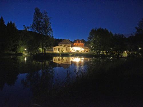 Le Domaine de L'étang de Sandanet Issac france