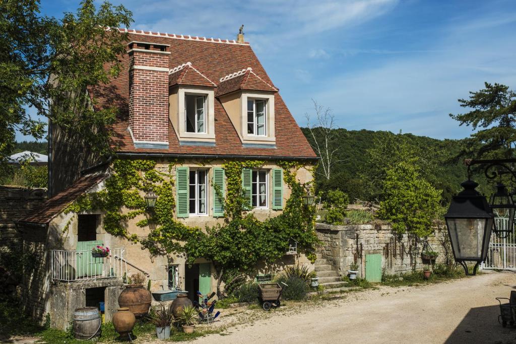 Maisons de vacances Le Domaine des Carriers - Gites 1 chemin des Roches, 58500 Chevroches