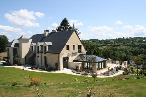 B&B / Chambre d'hôtes Le Domaine Des Chevaliers De Malte 3 Chemin De La Grange Villedieu-les-Poêles