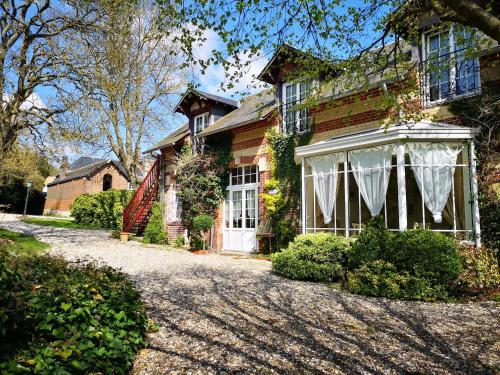 Le Domaine des Prés du Hom Bézu-Saint-Éloi france