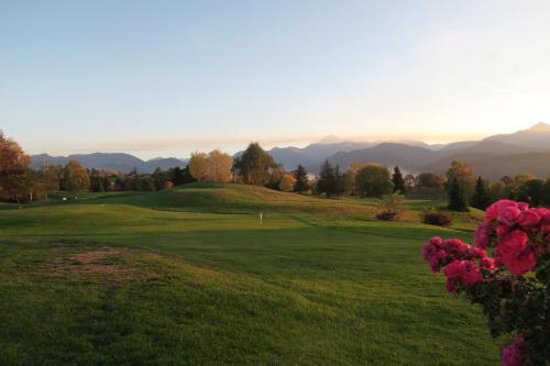 Le Domaine du Golf Country Club de Bigorre Pouzac france