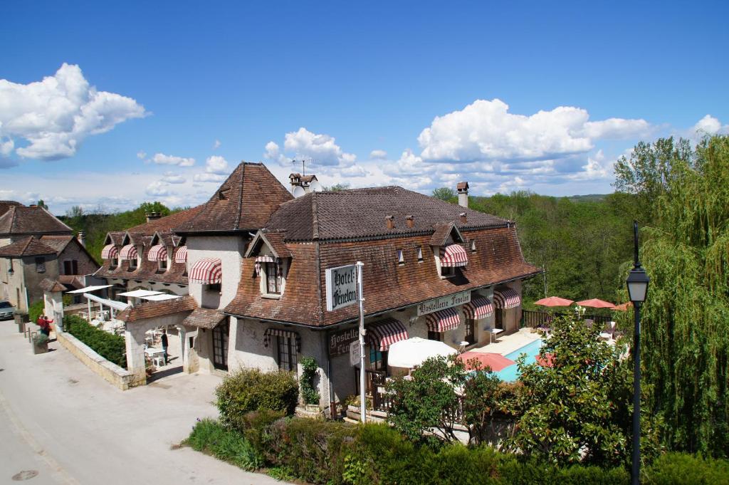 Hôtel Le Fenelon le Bourg, 46110 Carennac