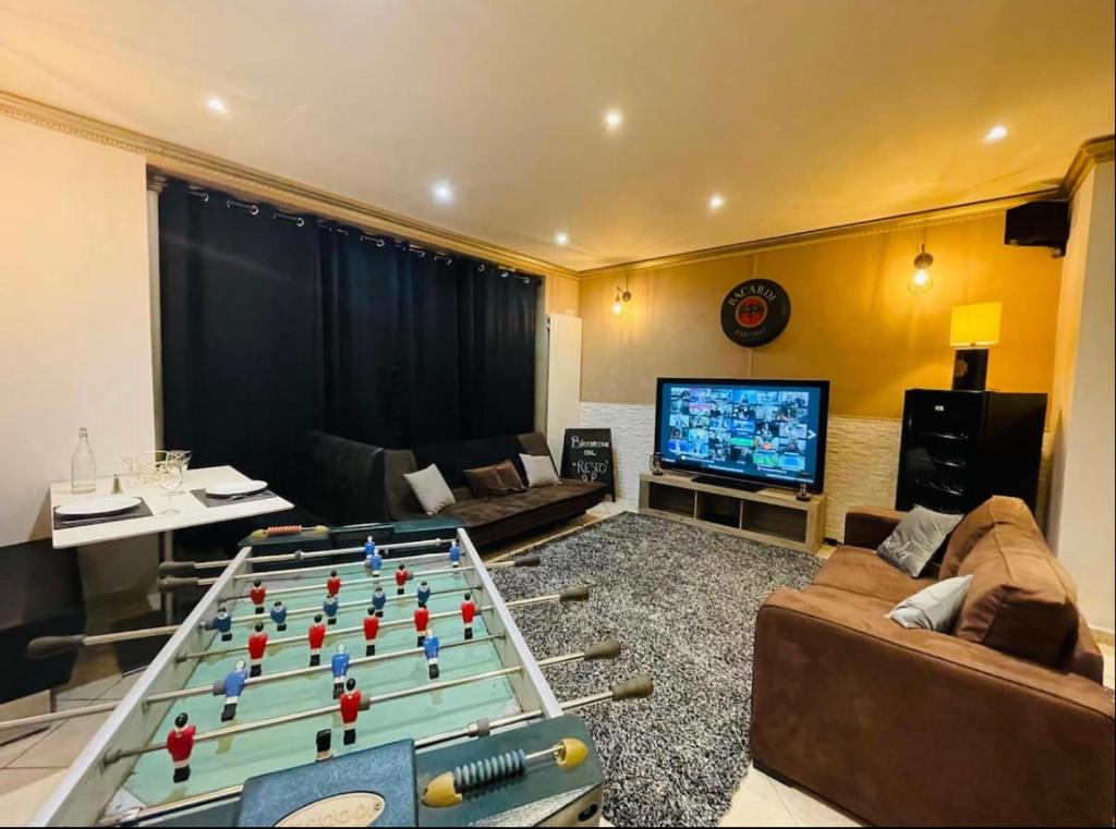 Appartement LE FIESTA BAR - 6 personnes - Genève 66 Rue de Genève, 74240 Gaillard