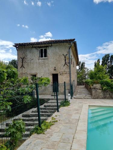 B&B / Chambre d'hôtes LE FLACON DE LA VERROUILLE Lieu dit La Verrouille 2539 route de Monclar Bruniquel