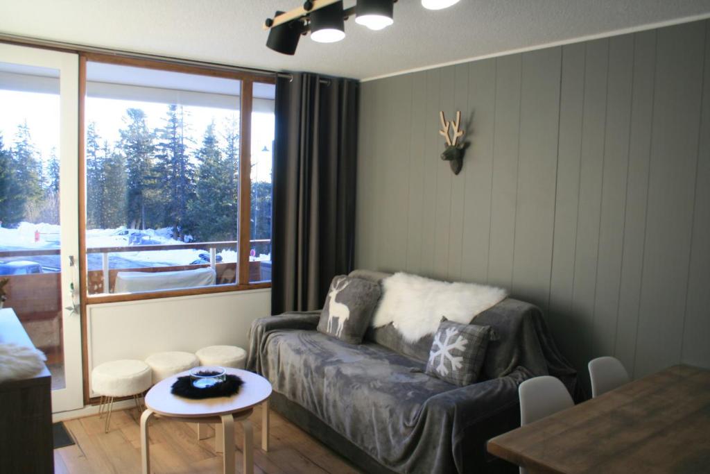 Appartement Le Flocon-Studio cabine-Balcon 4-6 Pers à 100m des pistes 319 Rue des Chardons Bleus, 38410 Chamrousse