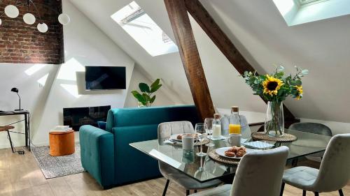 le grand pont, charmant appartement sous les toits Rouen france