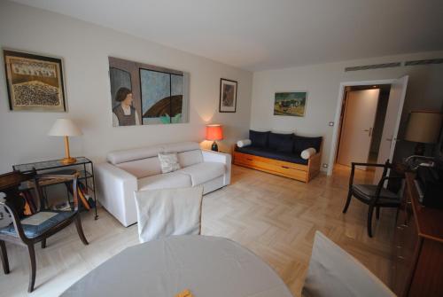 Appartement le gray d albion BLO505 ANTIBES, 3I, 64 Cannes