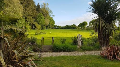 Maison d'hôtes le jardin des chênes lieu dit tregouet Plumelec