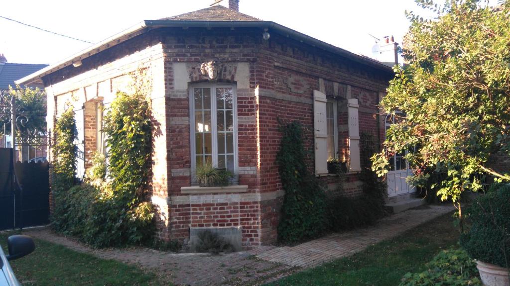 Maison d'hôtes Le jardin des Écureuils 2 rue des tilleuls, 80110 Démuin