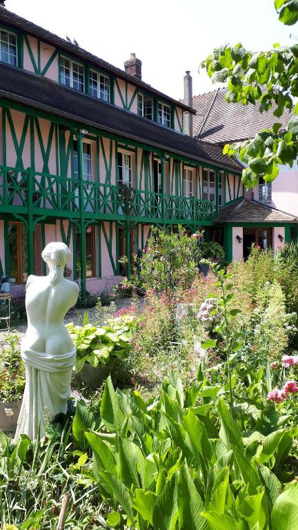 Séjour chez l'habitant Le Jardin des Merveilles 12, rue du bourgage, 27950 Saint-Pierre-dʼAutils