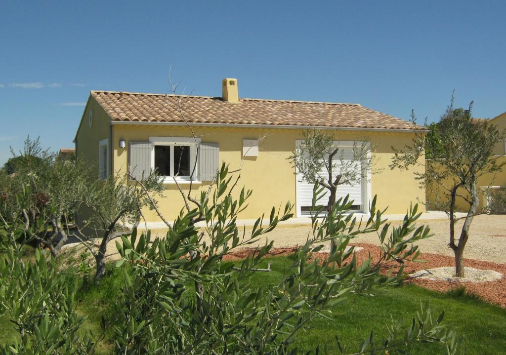 Maison de vacances Le Jardin des Tourterelles Route de Cavaillon 5 Lotissement Saint-Roch, 84440 Robion