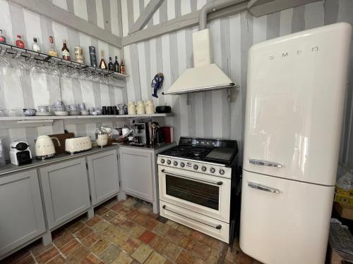 LE LOFT DU HOMARD BLEU : ENTRE CIEL ET MER Honfleur france