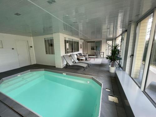 Appartement Le Loft Mauresque Centre Ville piscine privée intérieure chauffée 45 Avenue Régnauld Arcachon