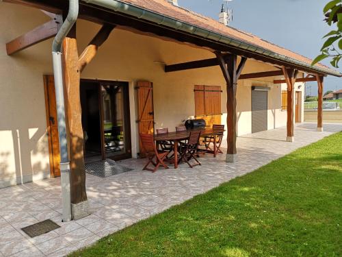 LE LOGIS DU DER Giffaumont-Champaubert france