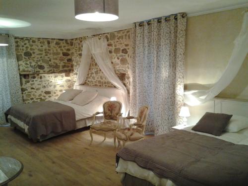 B&B / Chambre d'hôtes Le Manoir \ 7 rue du Château Bazoges-en-Paillers