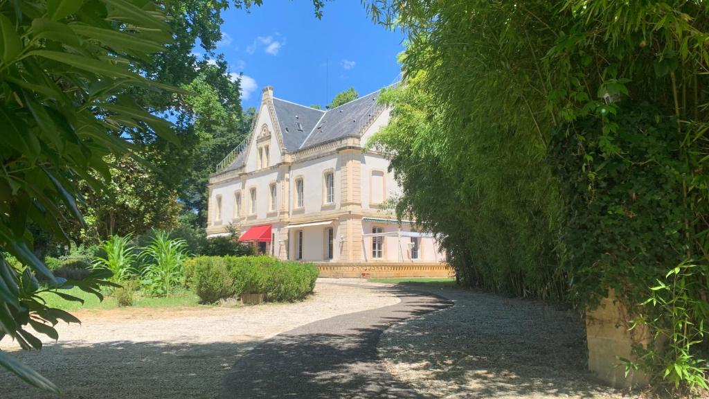 Hôtel Le Manoir de Bellerive Route de Siorac, 24480 Le Buisson de Cadouin