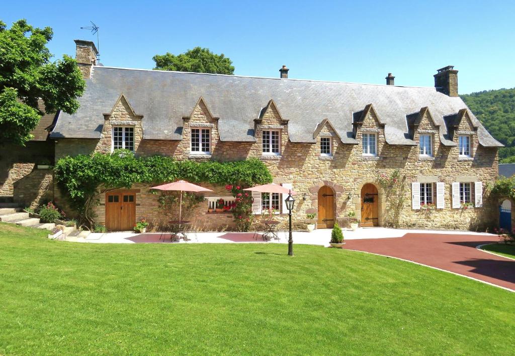 B&B / Chambre d'hôtes Le Manoir de Placy - Chambres d'Hôtes Le Manoir de Placy lieu-dit Placy, 14570 Clécy