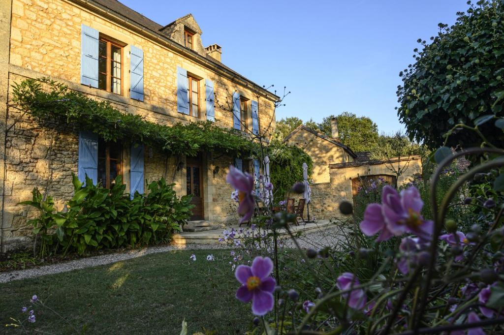 Maisons de vacances Le Manoir des Granges 174 Route Sous le Roc, 24620 Peyzac-le-Moustier