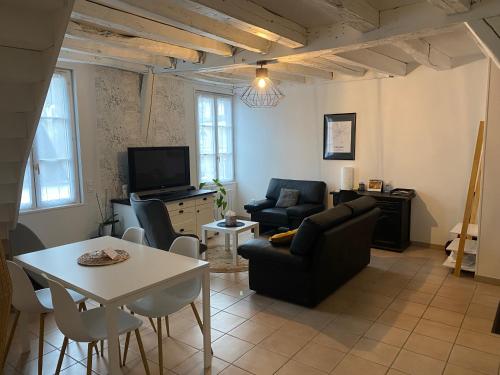 Le Marais Vous - Duplex en centre-ville. Provins france