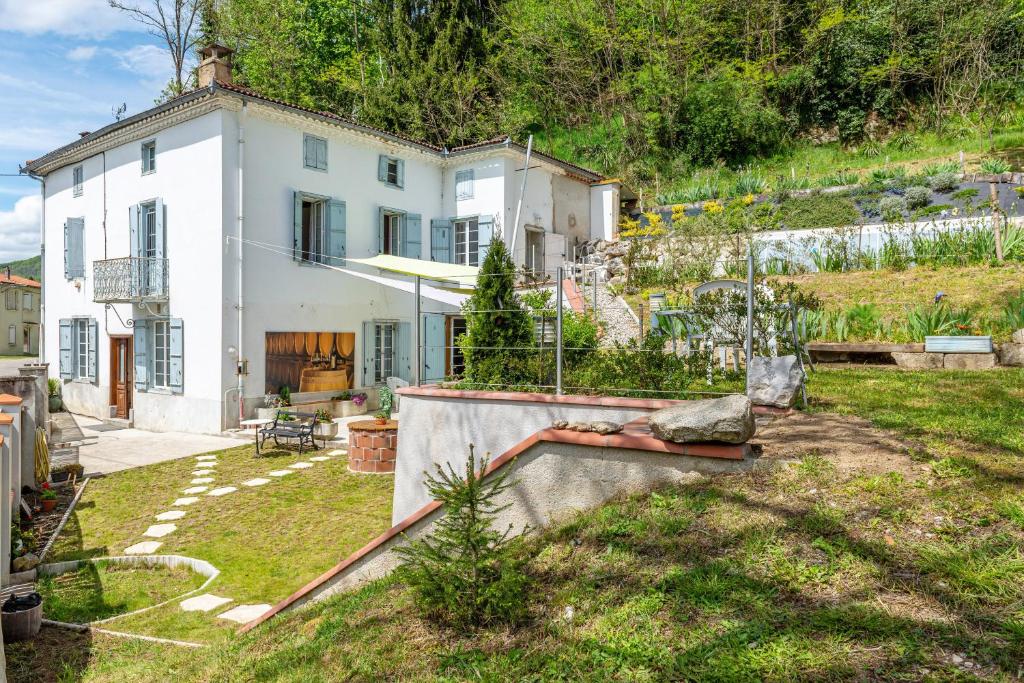 Maison de vacances Le Mas de la Coupière La Coupière, 09000 Serres-sur-Arget