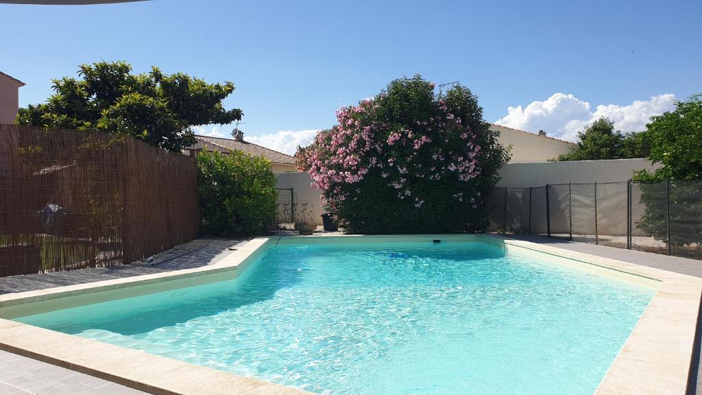 Chalet Le Mazet de Toine villa 8 pers 125m2 piscine en Provence 630 avenue Prosper Merimee, 13150 Tarascon