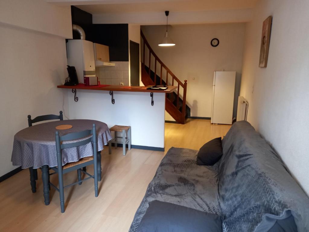 Appartement Le Midi 2 7 Rue d'Alsace, 11800 Trèbes