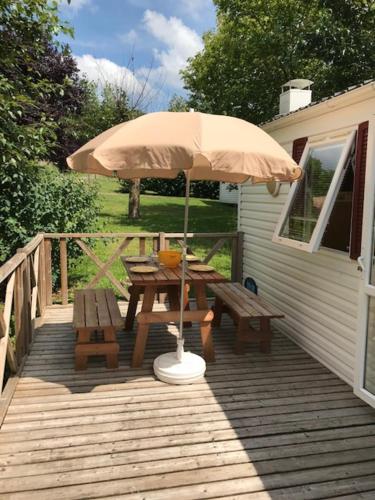 Camping LE MONDOU Le colombier Saint-Julien-de-Lampon