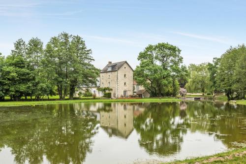 B&B / Chambre d'hôtes Le Moulin de Chareau Le moulin de chareau Reugny