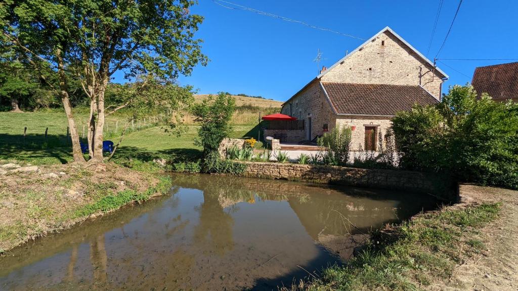 Maison de vacances Le Moulin de la Motte - 12 personnes Moulin de la Motte, 21320 Bellenot-sous-Pouilly