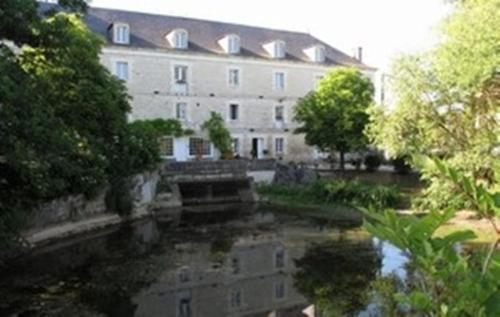 Le Moulin de Poilly Poilly-sur-Serein france